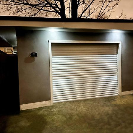 Boutique Backyard Bungalow - Brimsdown Энфилд Экстерьер фото